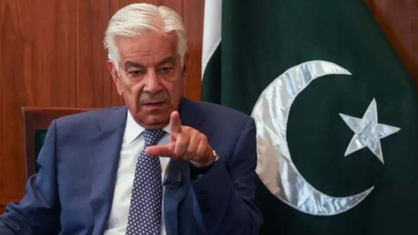 पाकिस्तान ने किया अफगानिस्तान के खिलाफ खुले युद्ध का एलान, हवाई हमलों से दहला काबुल और कंधार  